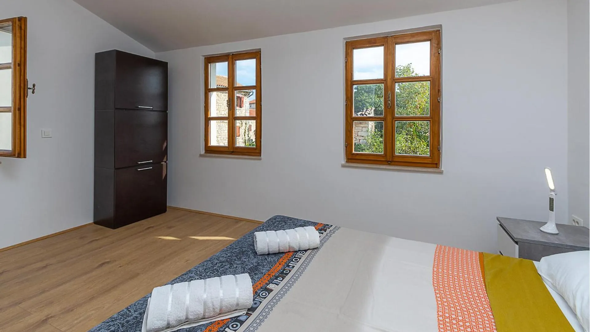 Amazing Home In Svetvincenat With Kitchen Tatil Evi