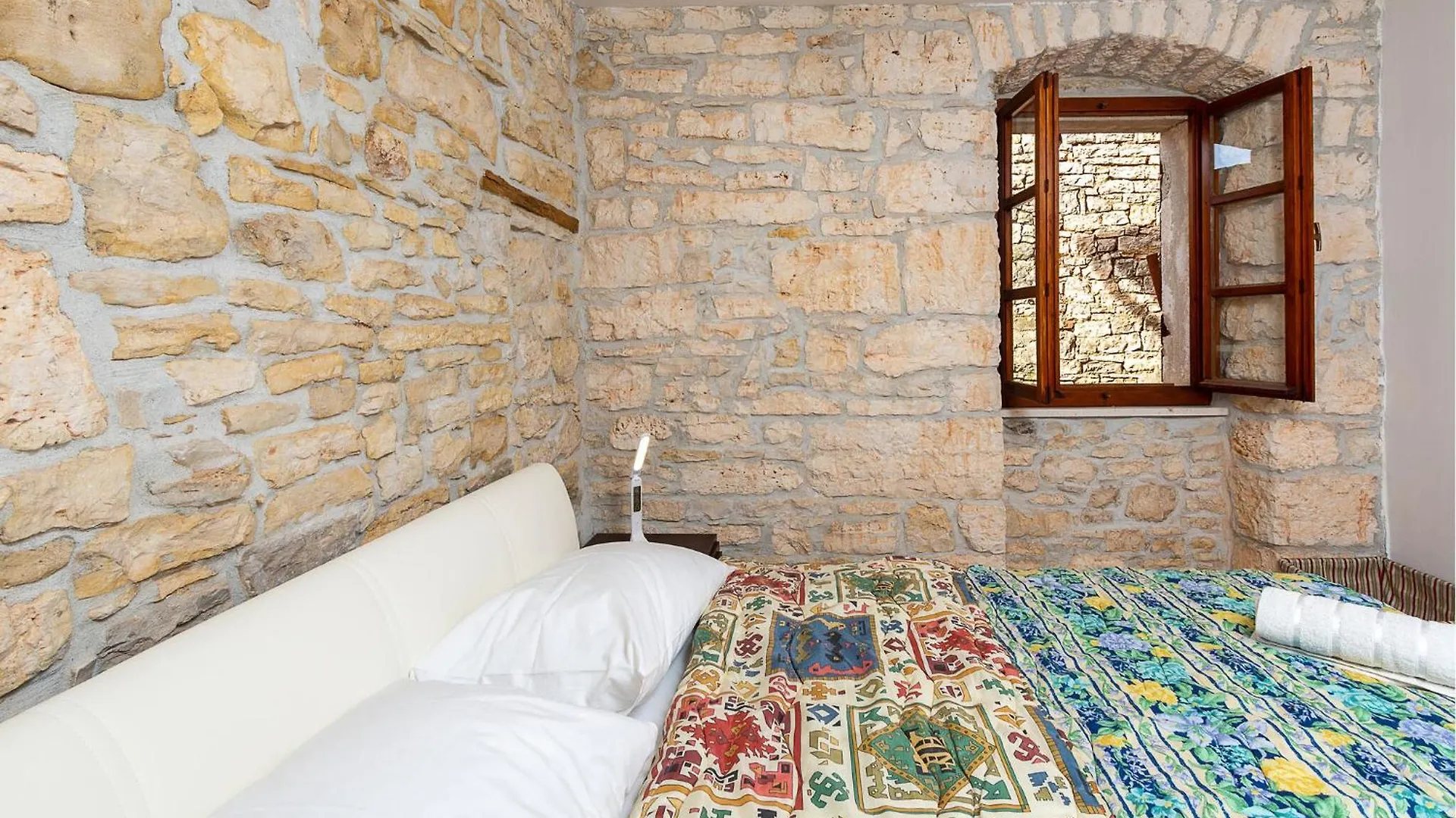 Tatil Evi Amazing Home In Svetvincenat With Kitchen